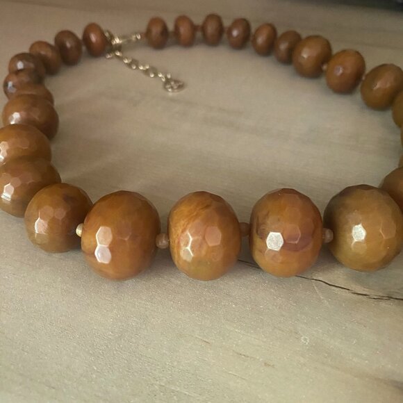RJ Graziano Brown Faceted Resin Beaded Necklace NWOT - Picture 7 of 7